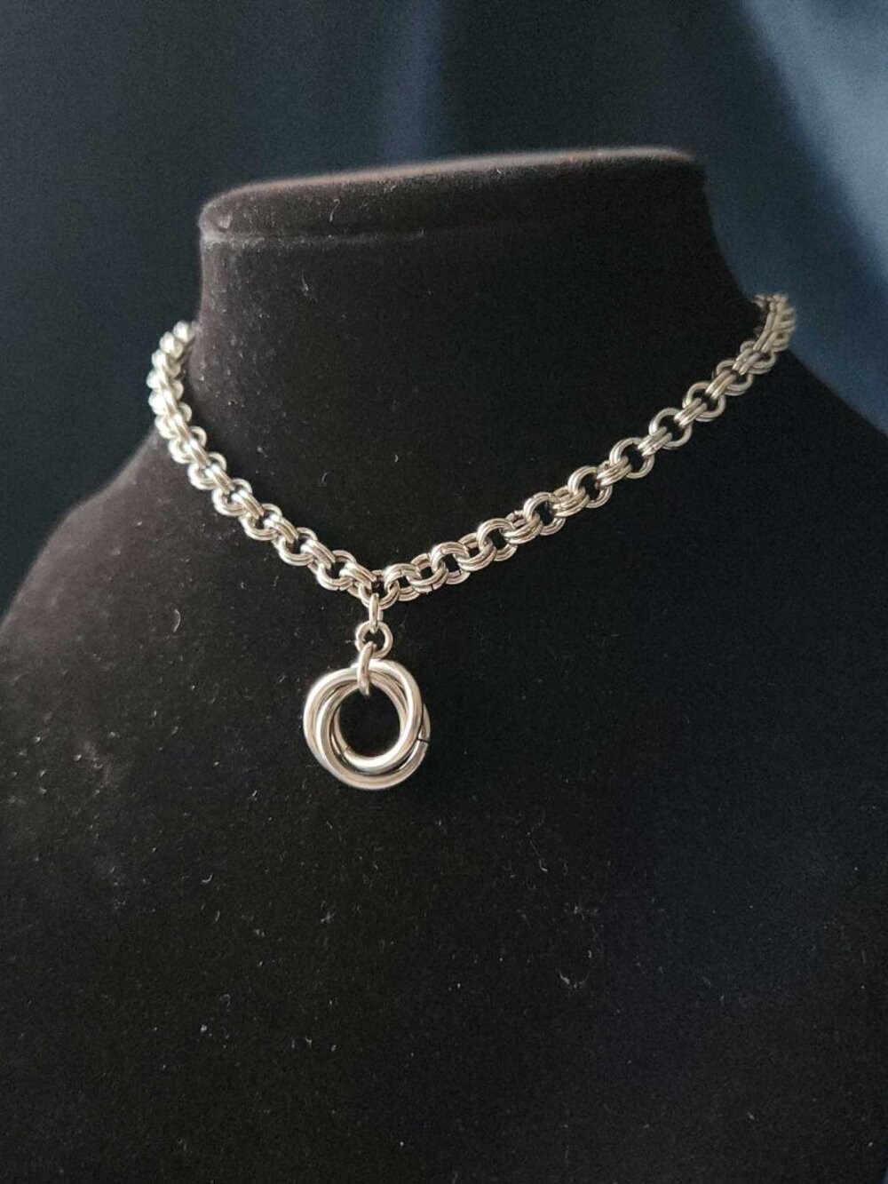 Silver spiral necklace ✦ chunky silver choker